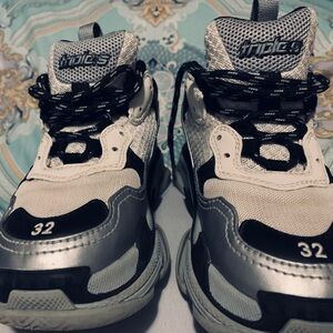 Kids Balenciaga Sneakers - Black and Silver